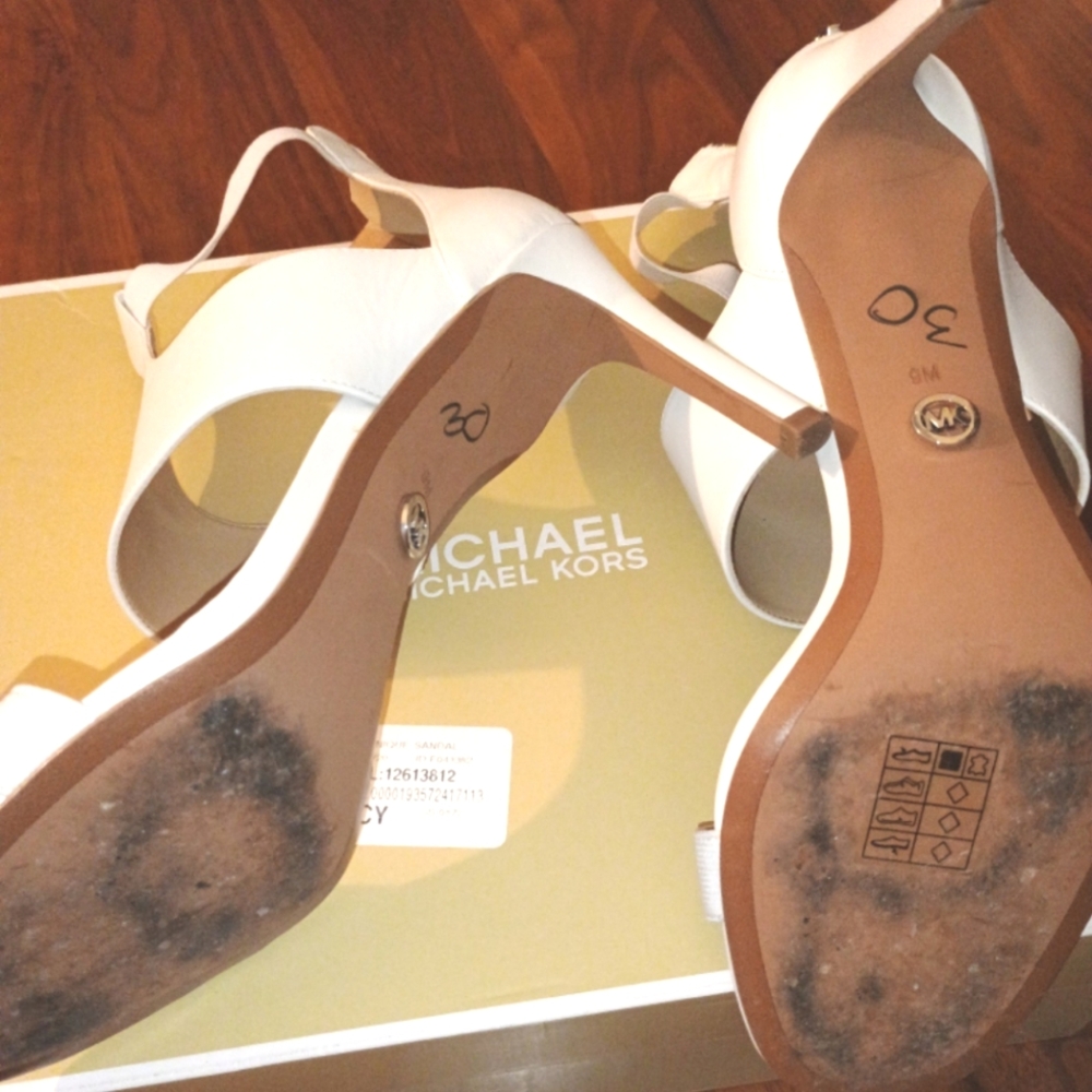 Women's Michael Kors Heels Size 9 - Picture 4 of 7